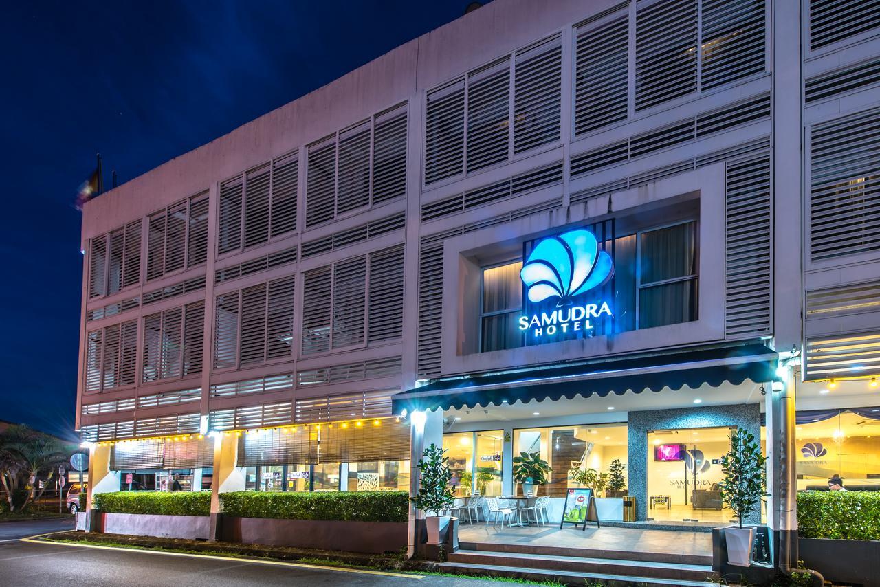 Samudra Hotel 쿠칭 외부 사진