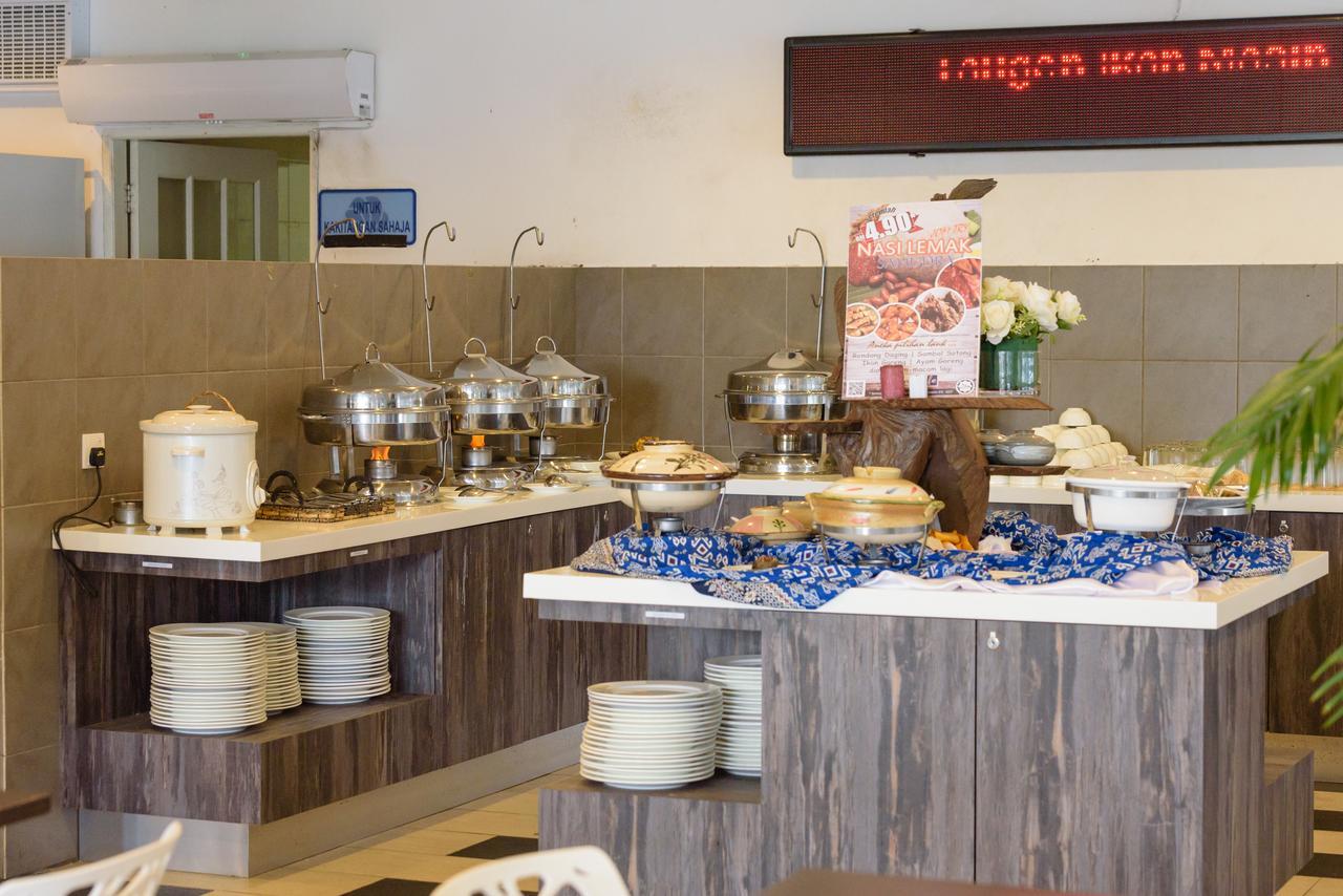 Samudra Hotel 쿠칭 외부 사진