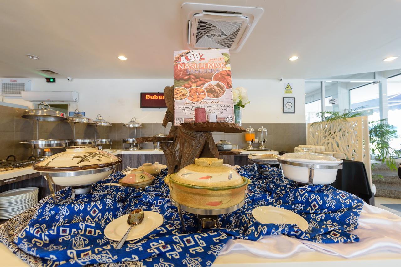 Samudra Hotel 쿠칭 외부 사진